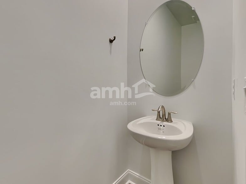 Building Photo - 168 Portside Pk Dr