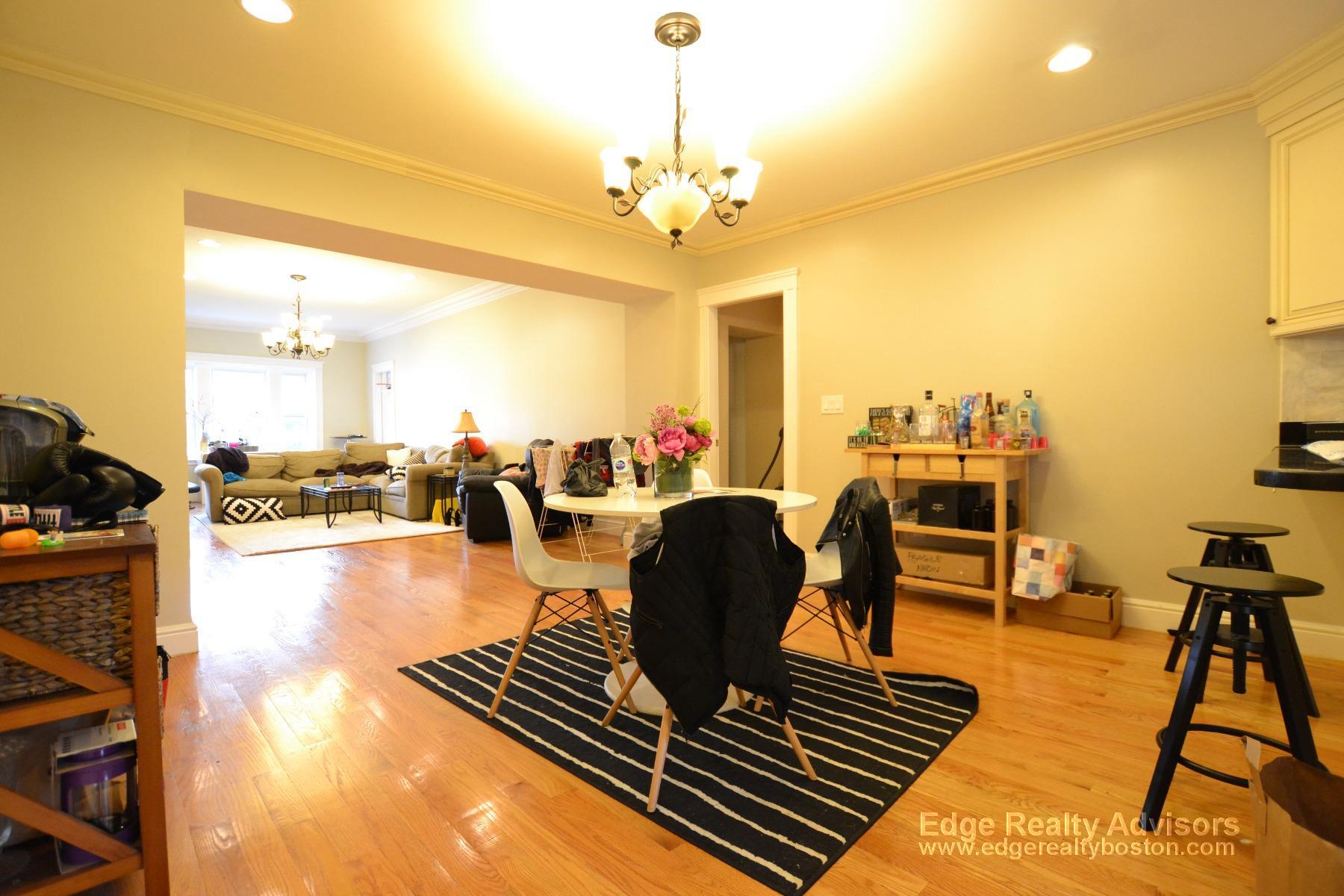 Building Photo - 6 Cummings Rd