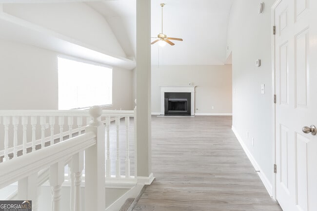 Building Photo - 4258 Ward Bluff Dr