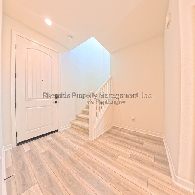 Building Photo - 16008 Jamie Ln