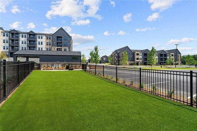 Building Photo - 7000 Renaissance Pkwy