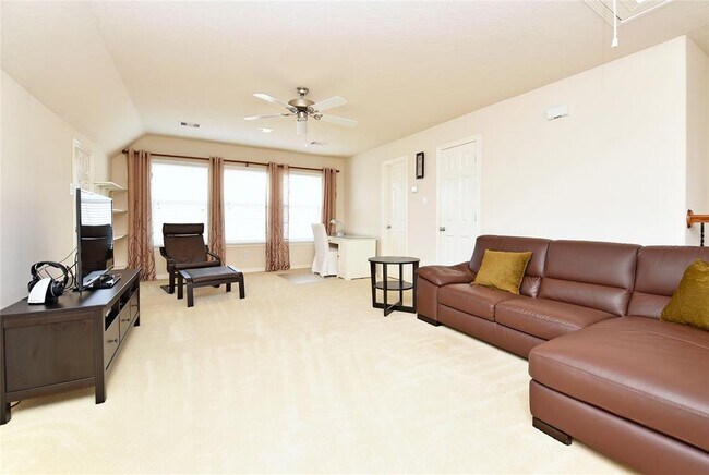 Building Photo - 1226 Sopris Dr