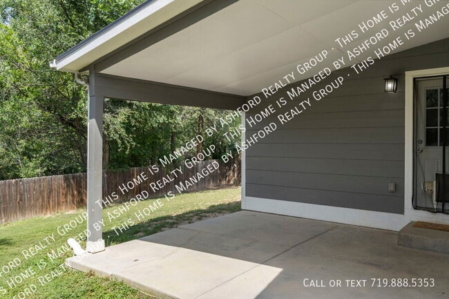 Building Photo - 537 Blossom Field Rd