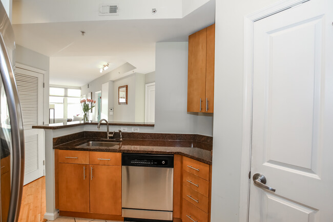 Kitchen - 715 6th St NW