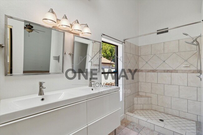 Building Photo - 8134 S Jentilly Ln