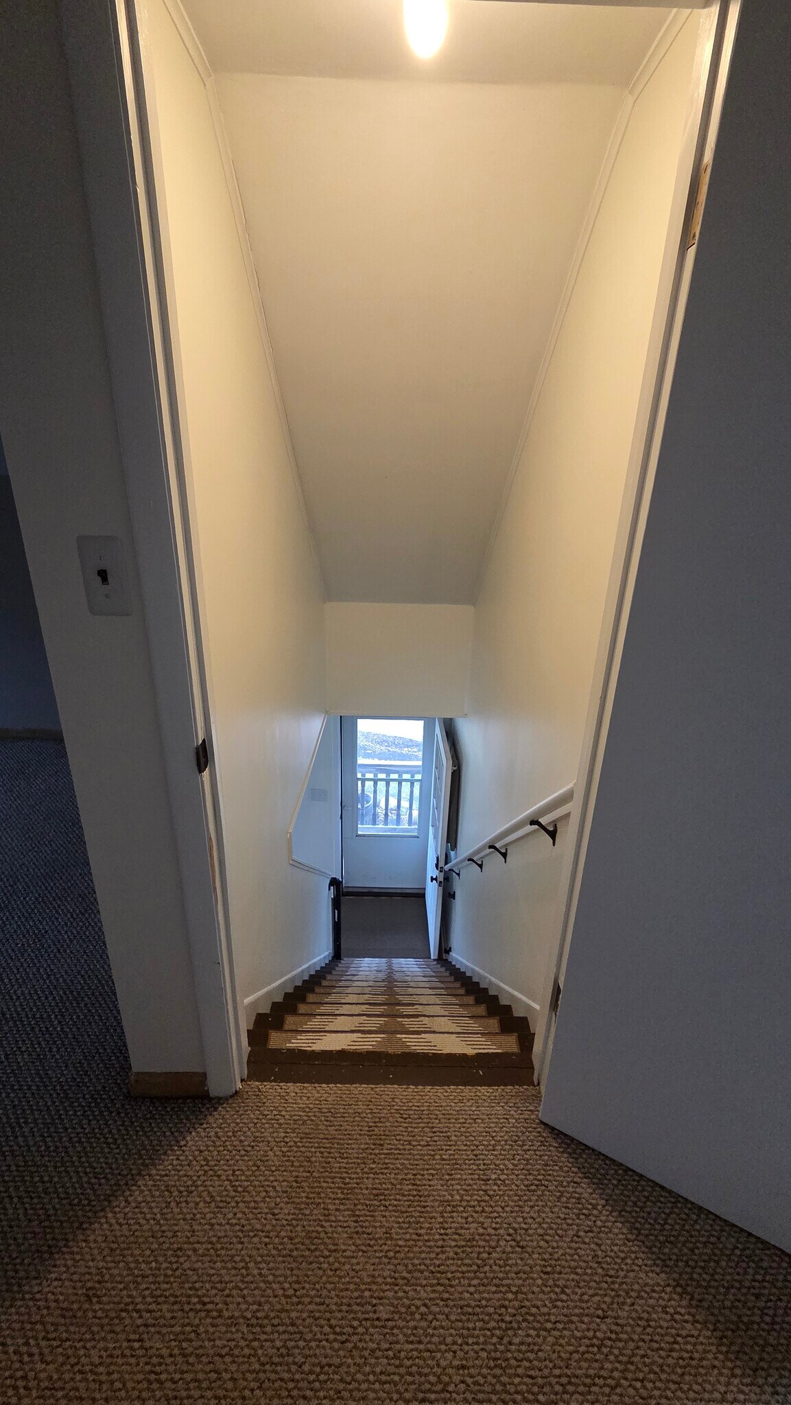 Building Photo - 1123 Lucille Ave