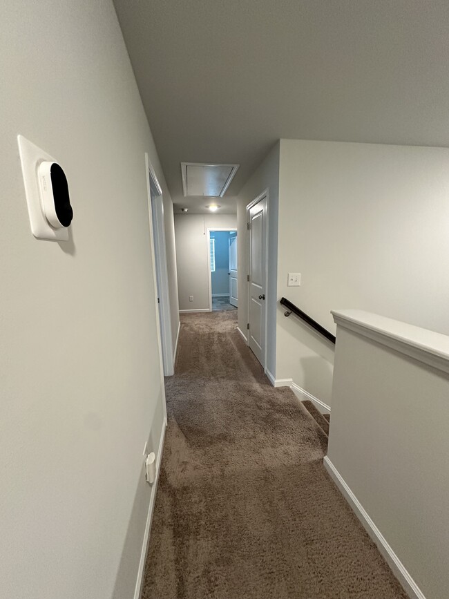 Building Photo - 757 Lambeth Ln