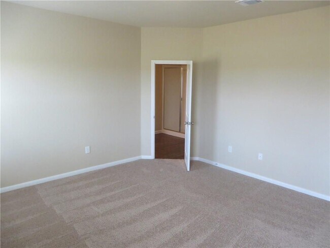 Building Photo - 245 Voss