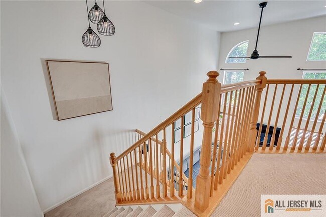 Building Photo - 403 Somerset Ct