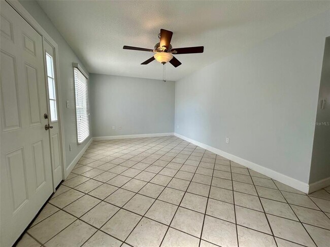 Building Photo - 5850 Cypress Gardens Blvd