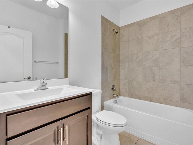 Building Photo - 12956 Anthorne Ln