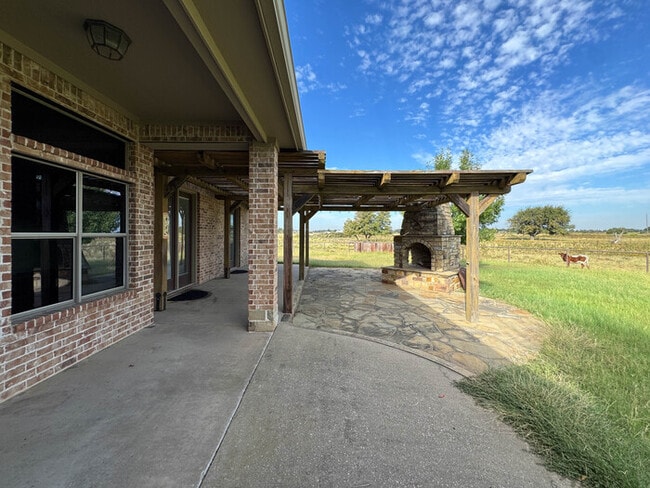 Building Photo - 1559 E Blackjack Rd E