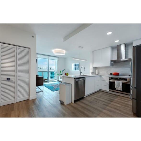 Building Photo - 1723 SW 23rd St