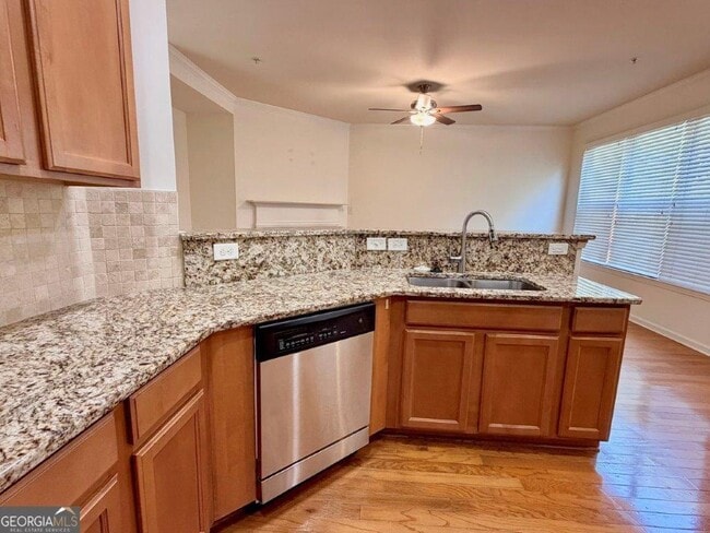 Building Photo - 6243 Sawtooth Oak Ct SE