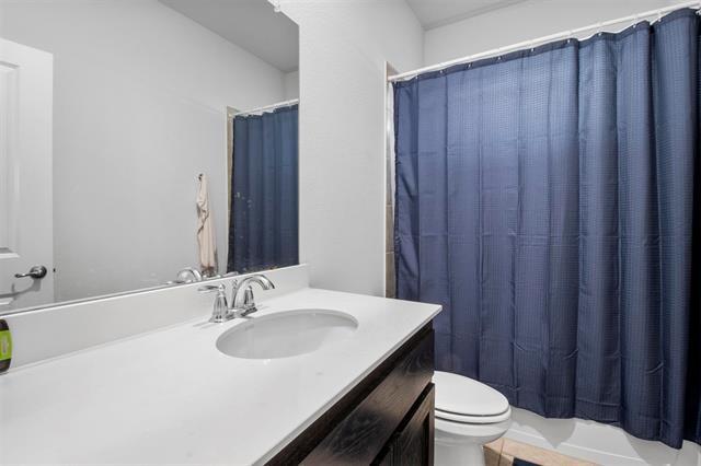 Building Photo - 1412 Green Leaf Dr