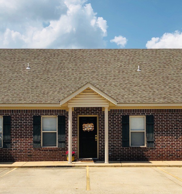 Primary Photo - 1622 Latourette Dr