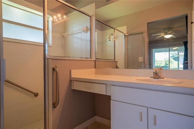 Building Photo - 3559 Capland Ave
