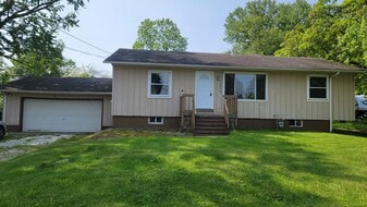 Building Photo - 1804 Ronald Rd