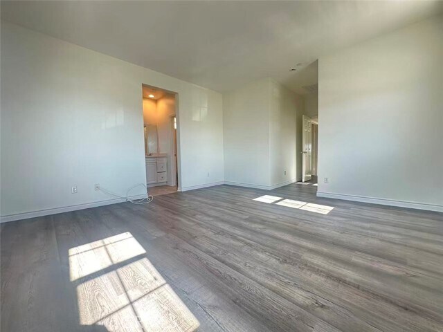 Building Photo - 5862 Ginger Dr