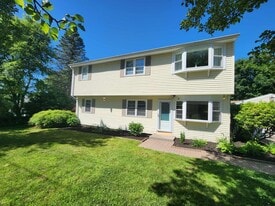 Building Photo - 19 Cypress St