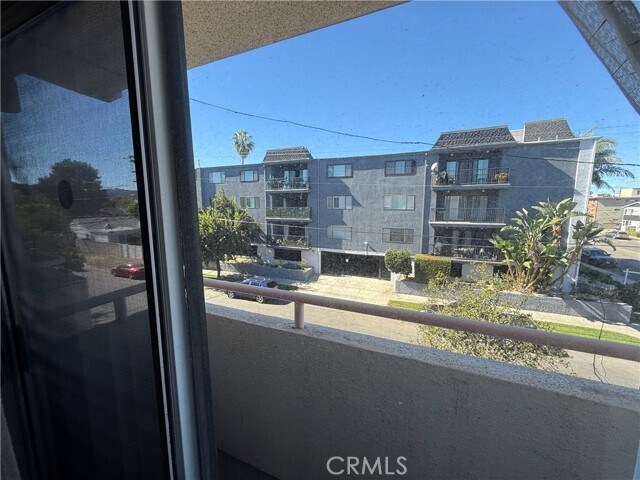 Building Photo - 14758 Magnolia Blvd