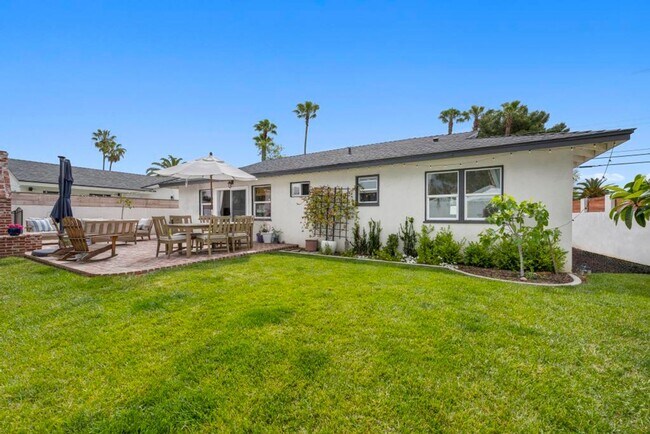 Building Photo - Charming 3 Bedroom, 2 Bath Craftsman Home ...