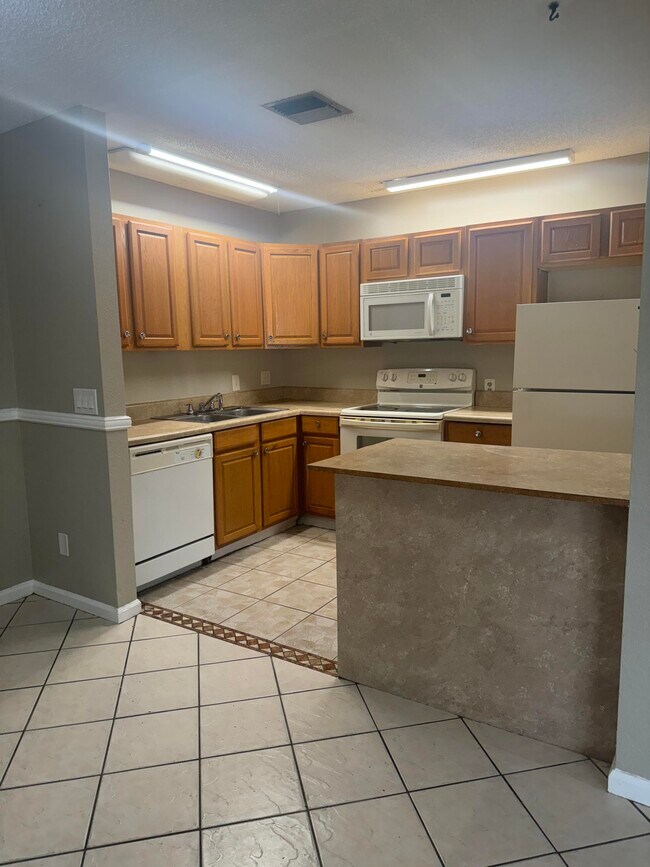 Primary Photo - 2576 Ida Way