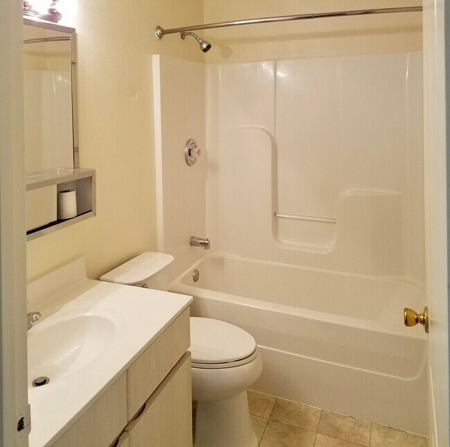 Building Photo - 8306 Shawn Ridge Dr