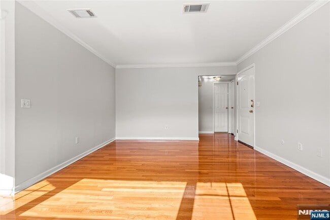 Building Photo - 250 Franklin Turnpike