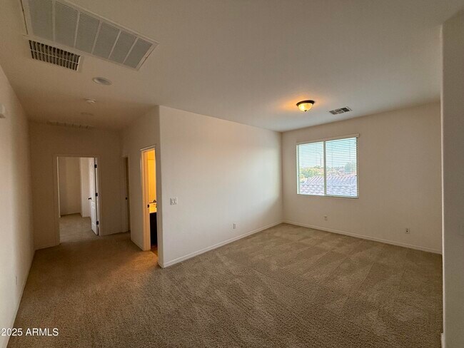 Building Photo - 4610 S Birch St