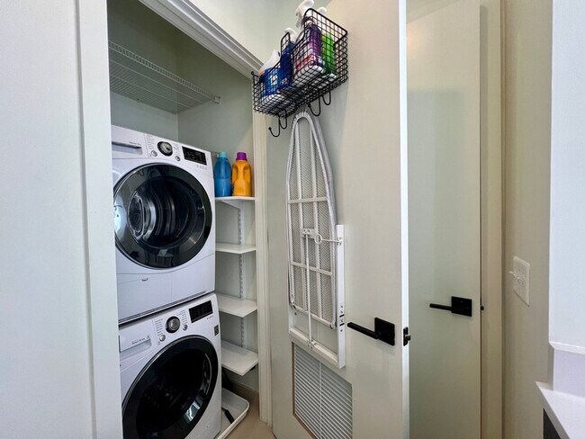 Building Photo - 801 N St NW