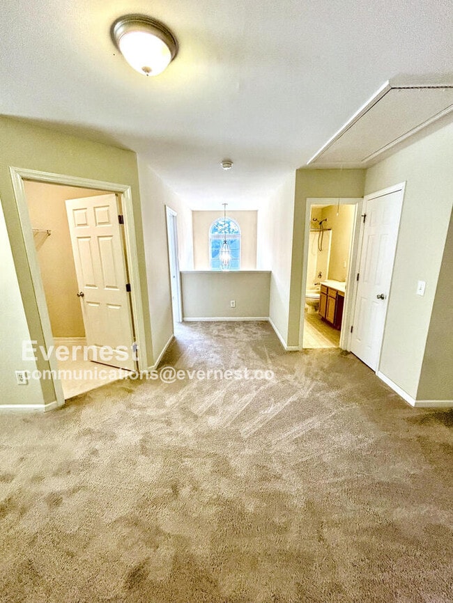 Building Photo - 208 Trevor Ridge Dr