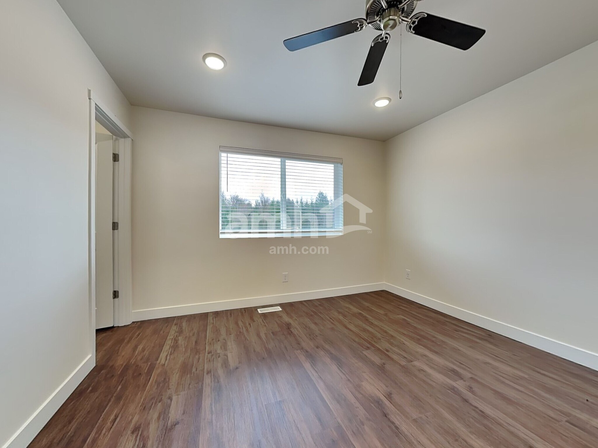 Building Photo - 7814 Verona Lp SW