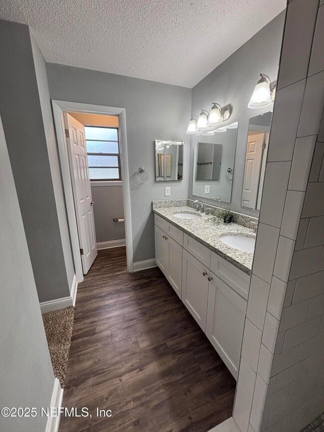 Building Photo - 12344 Cormorant Ct