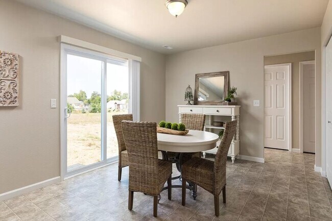 Building Photo - Large Newer Colonial for Lease in Fowlerville Schools