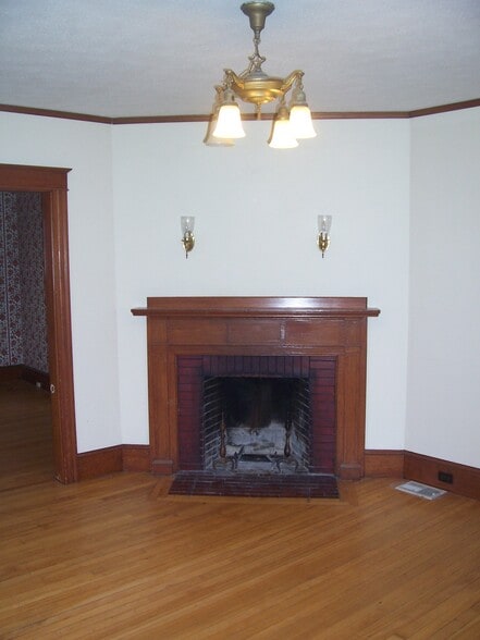 Building Photo - 53 Keswick Rd