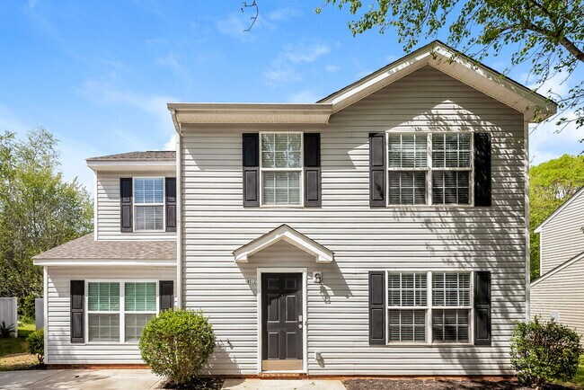 Building Photo - 10512 Wilson Glen Dr