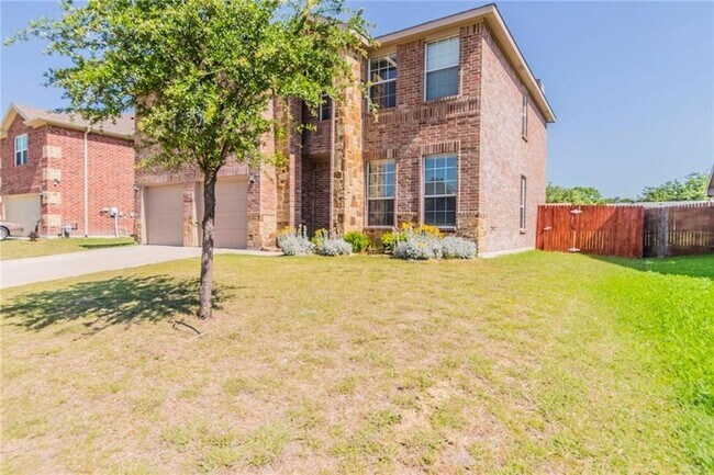 Building Photo - 560 Griffith Dr