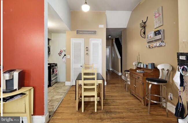 Building Photo - 865 N 26th St