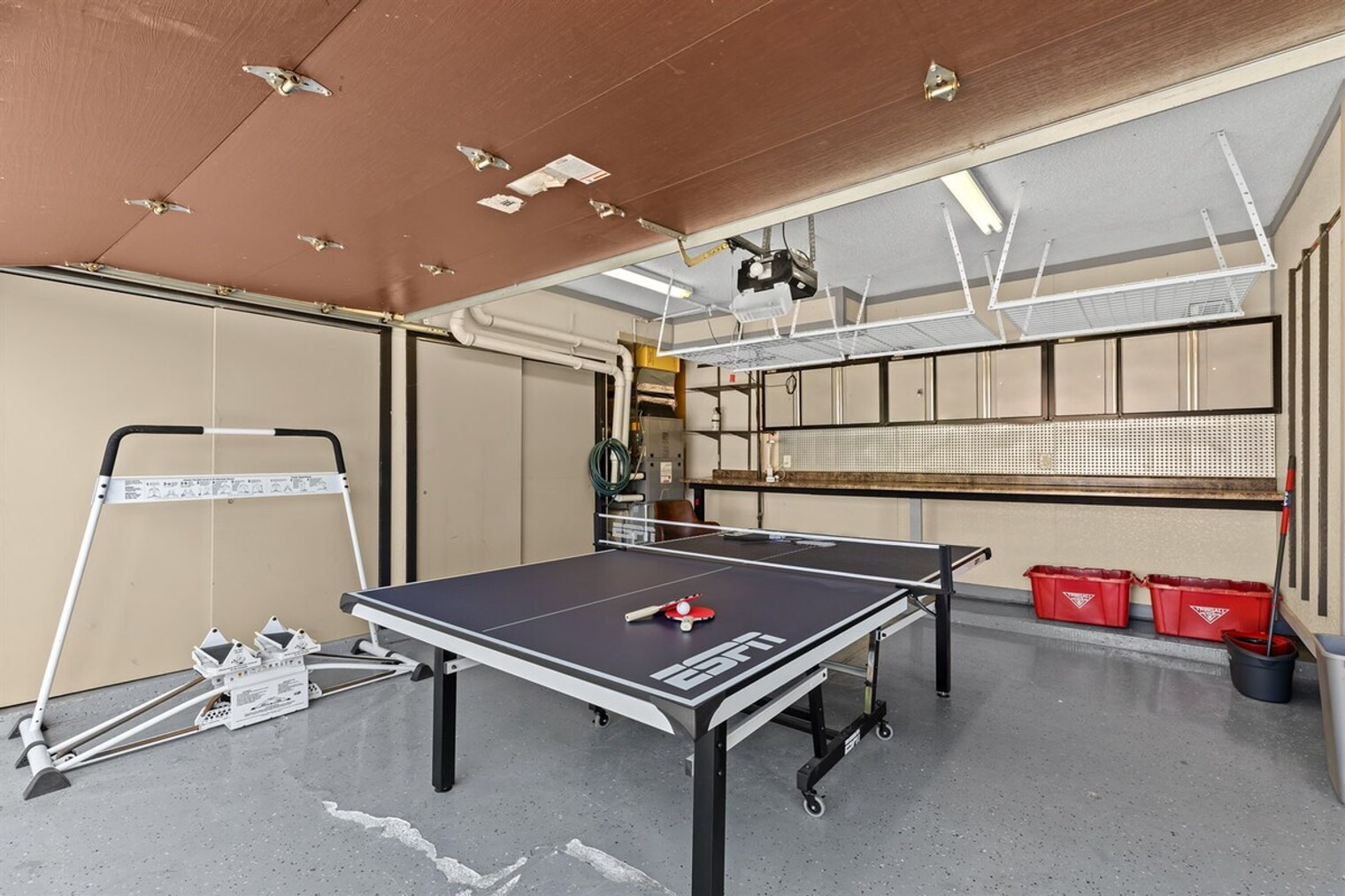 Building Photo - 41641 Belvidere St