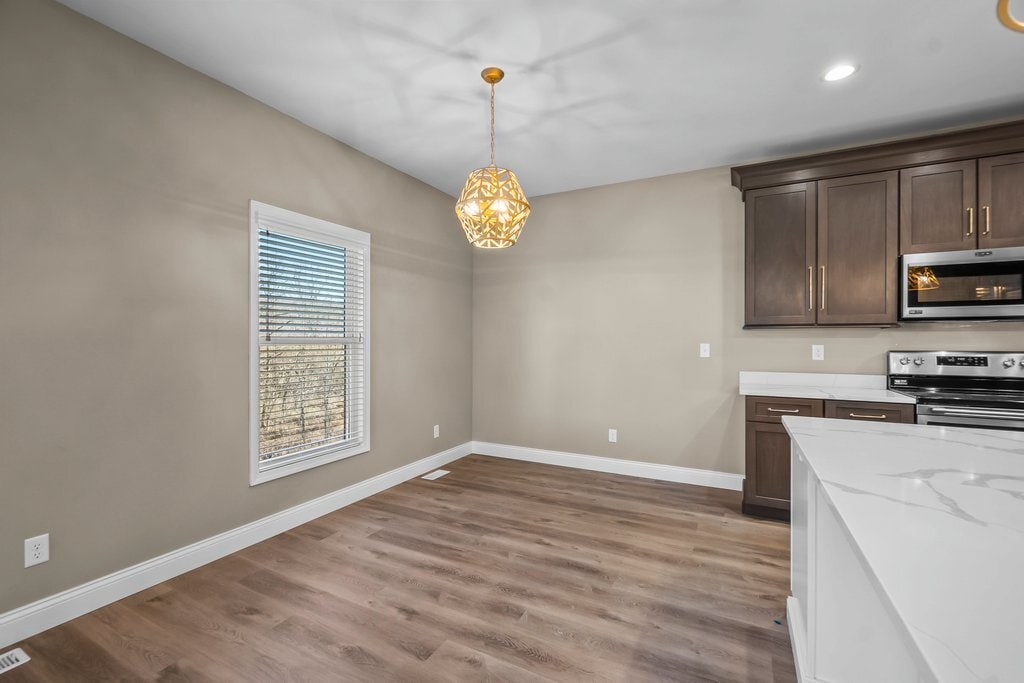 Building Photo - 84 E Autumn Leaf Dr