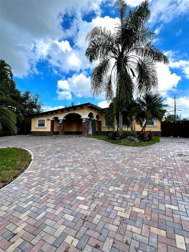 Building Photo - 6733 NW 81st Court, Parkland, FL 33067