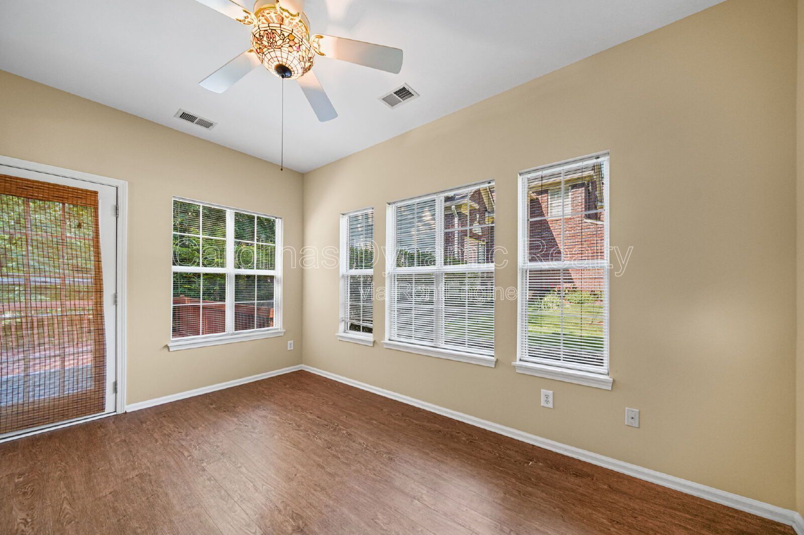 Building Photo - 2812 Redfield Dr