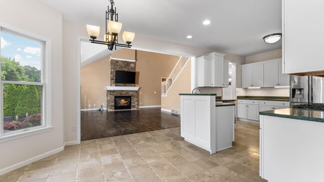 Building Photo - 9069 Emerson Dr