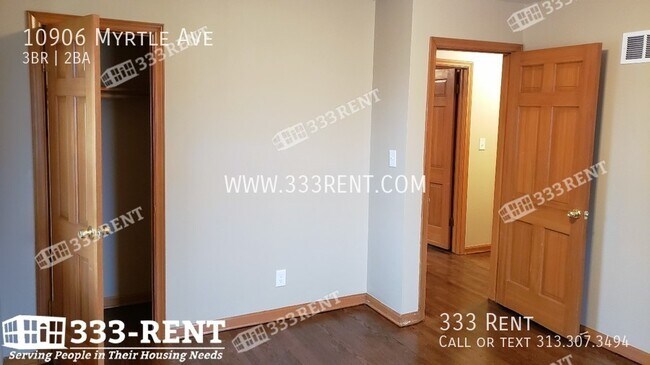 Building Photo - 10906 Myrtle Ave