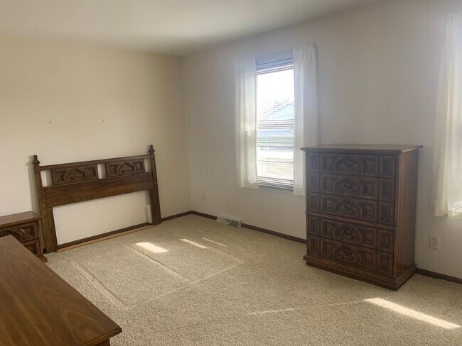 Building Photo - 4790 N 186th St