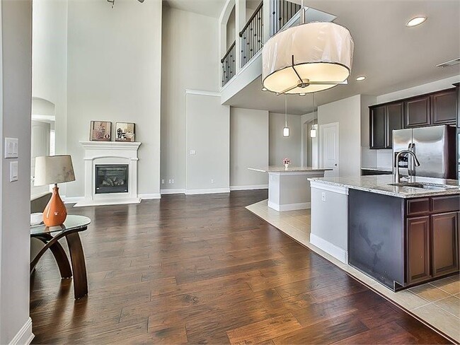 Building Photo - 15601 Cabrillo Way