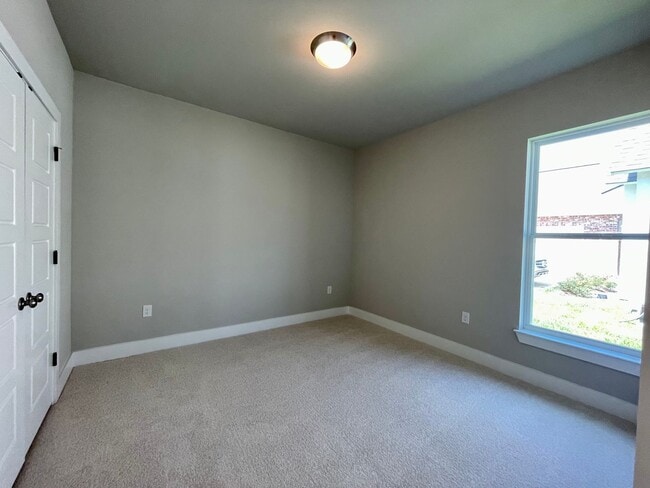 Building Photo - Beautiful home In Ascension!