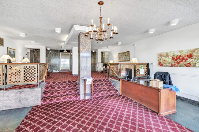 Building Photo - 25 Cartright St