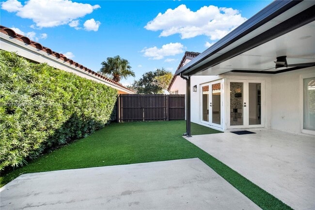 Building Photo - 11377 SW 74th St